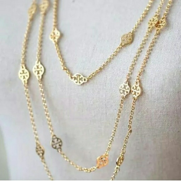 Tory Burch NWOT 3 Strand Gold Plated Necklace - Picture 3 of 8